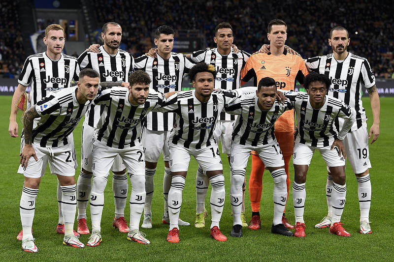 用它们承担 用它们承担