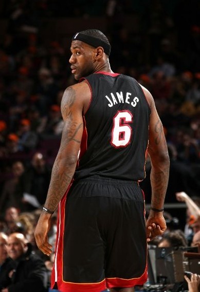 边路压迫 边路压迫